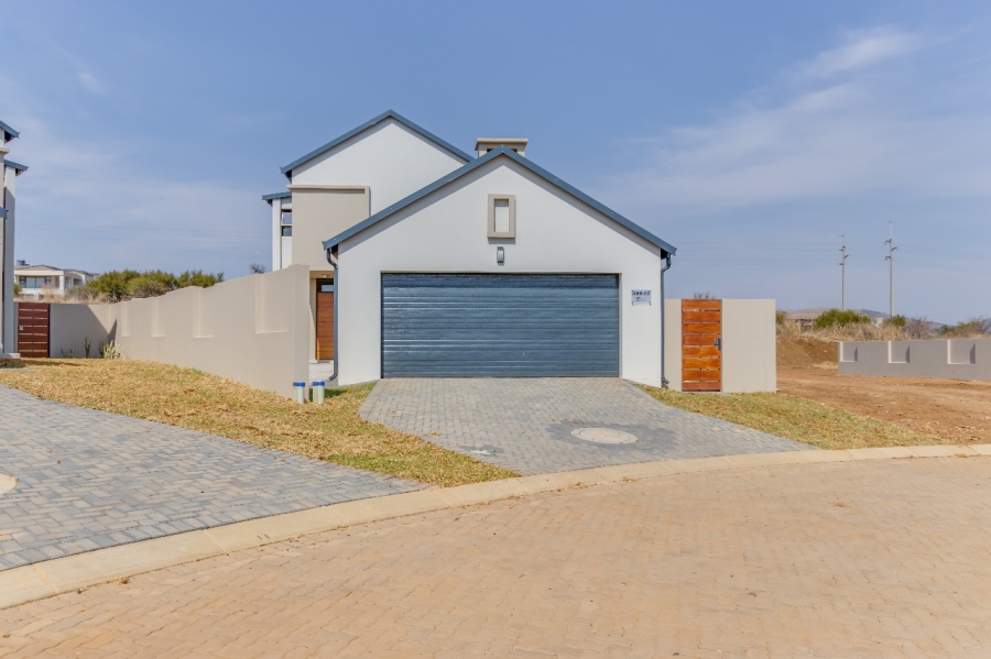 3 Bedroom Property for Sale in La Camargue Private Country Estate North West